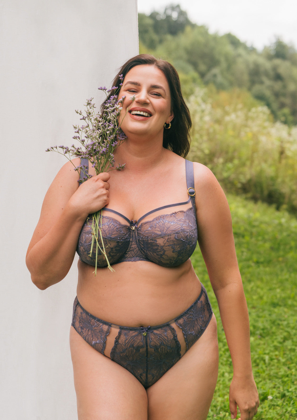 Mila - A911 Soft Full Cup Side Support BH